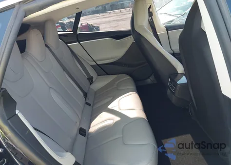 2015 Tesla Model S 60/70/85 из США, поврежденный, VIN 5YJSA1H1XFFP72590
